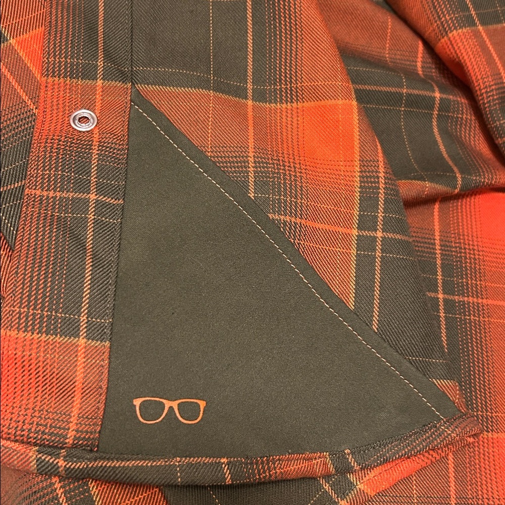 DIXXON Woman’s “Trailblazer” Orange and Green Plaid Button-Down Flannel - Picture 4 of 4